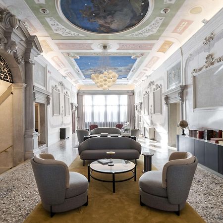 Radisson Collection Hotel, Palazzo Nani Venezia Esterno foto The Library
