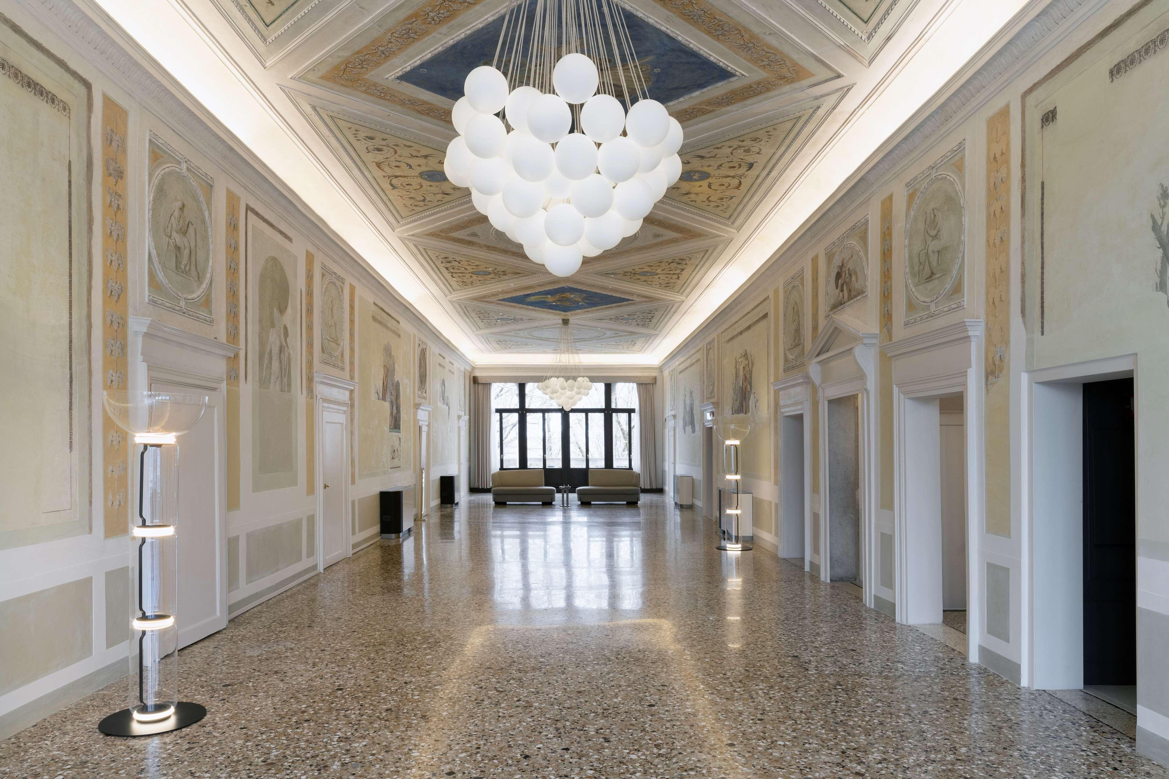Radisson Collection Hotel, Palazzo Nani Venezia Esterno foto The interior of the hotel