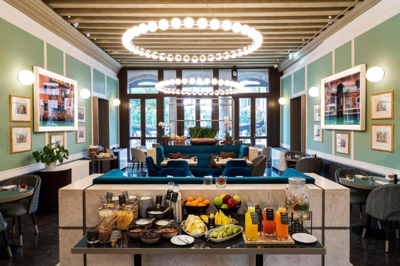 Radisson Collection Hotel, Palazzo Nani Venezia Esterno foto The interior of the restaurant
