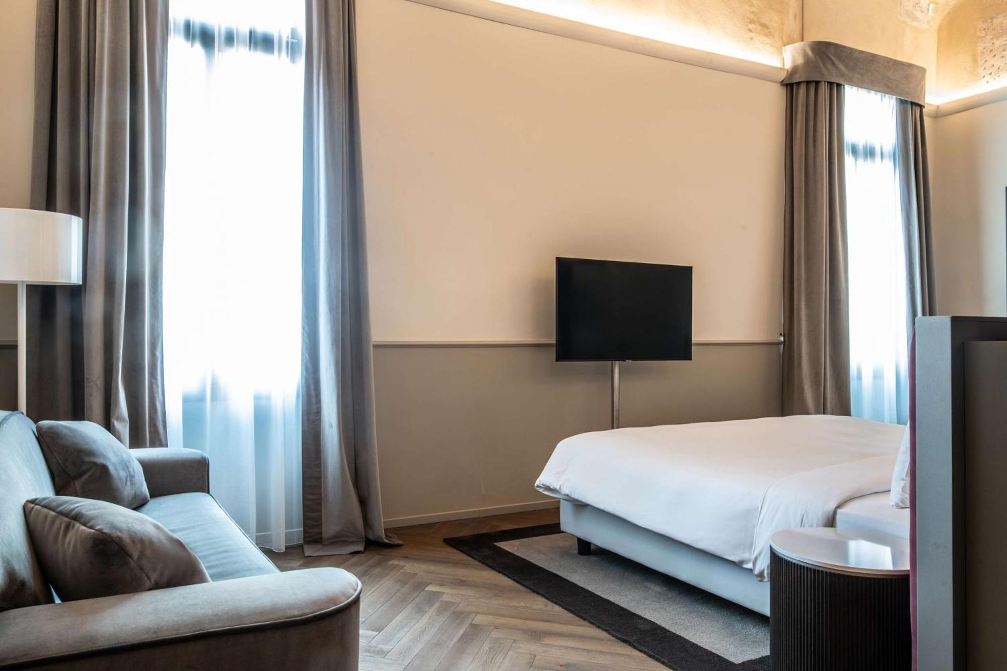 Radisson Collection Hotel, Palazzo Nani Venezia Esterno foto A room at the hotel